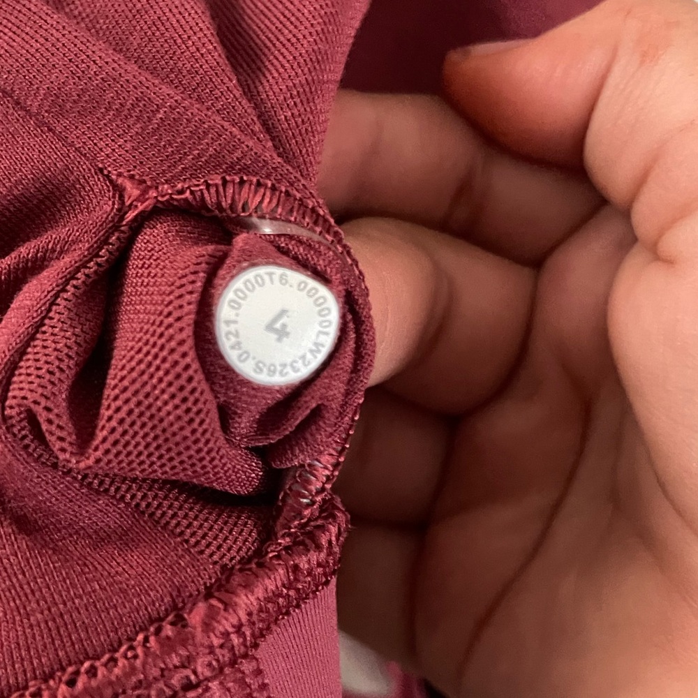 Lululemon Energy Bra - Picture 5 of 5